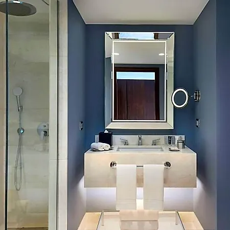 Jw Marriott Bosphorus Отель
